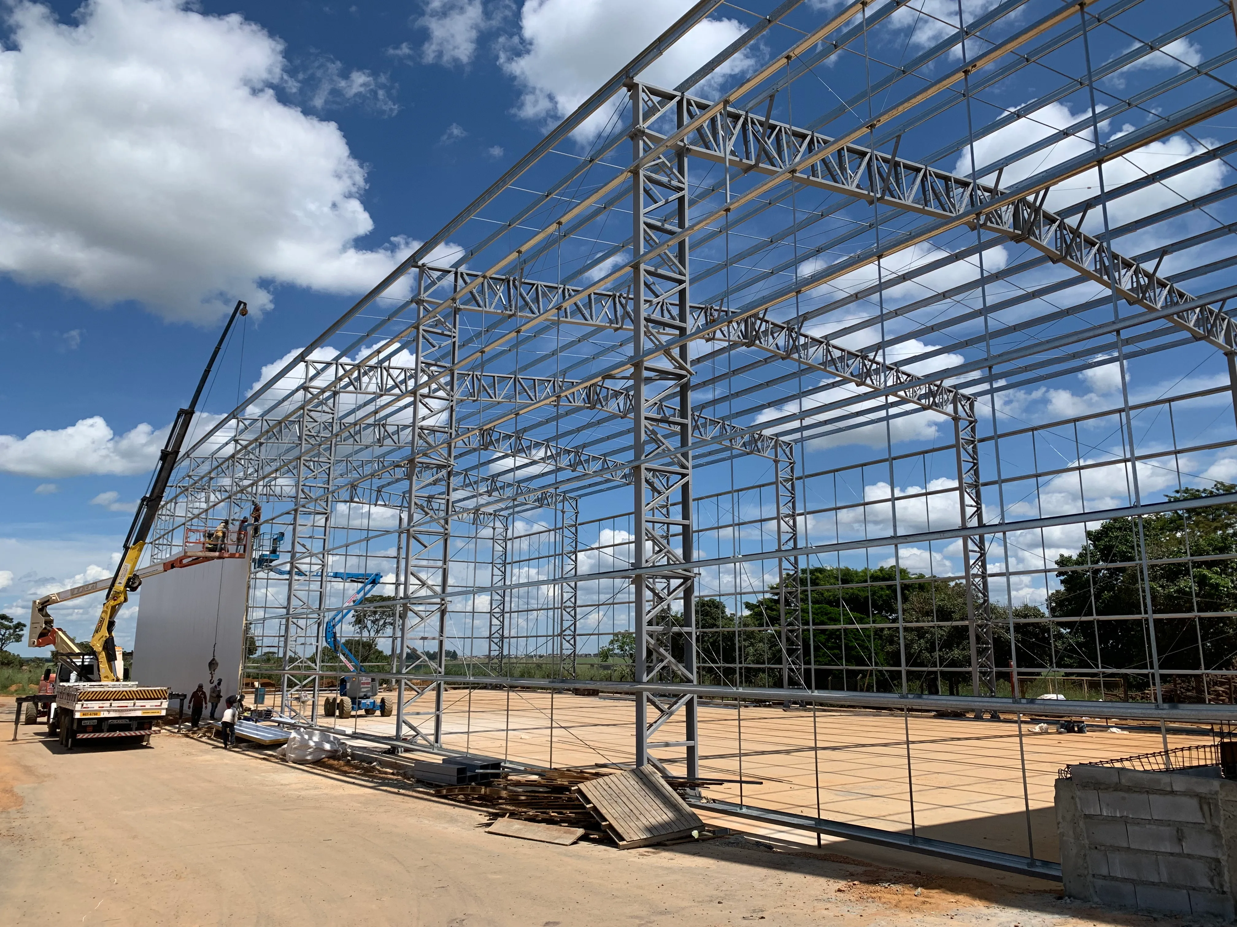 Vig Vianópolis — Agroindustrial em Vianópolis, estrutura metálica Ferroarte