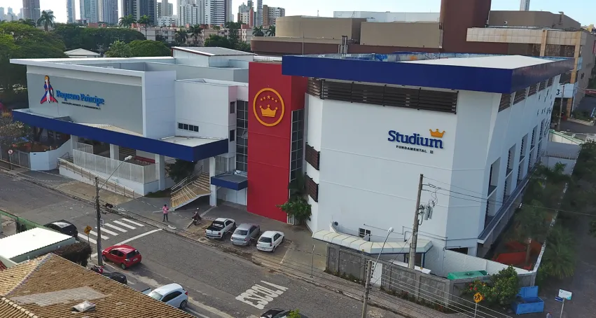 Pequeno Principe — Edifícios em Goiânia, estrutura metálica Ferroarte